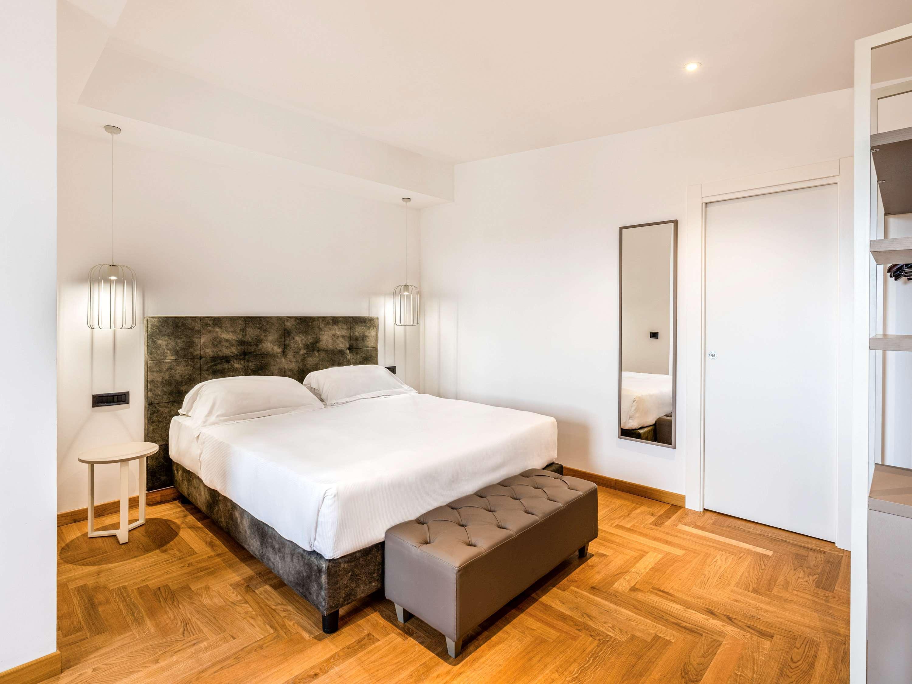 Mercure Roma Centro Termini Esterno foto