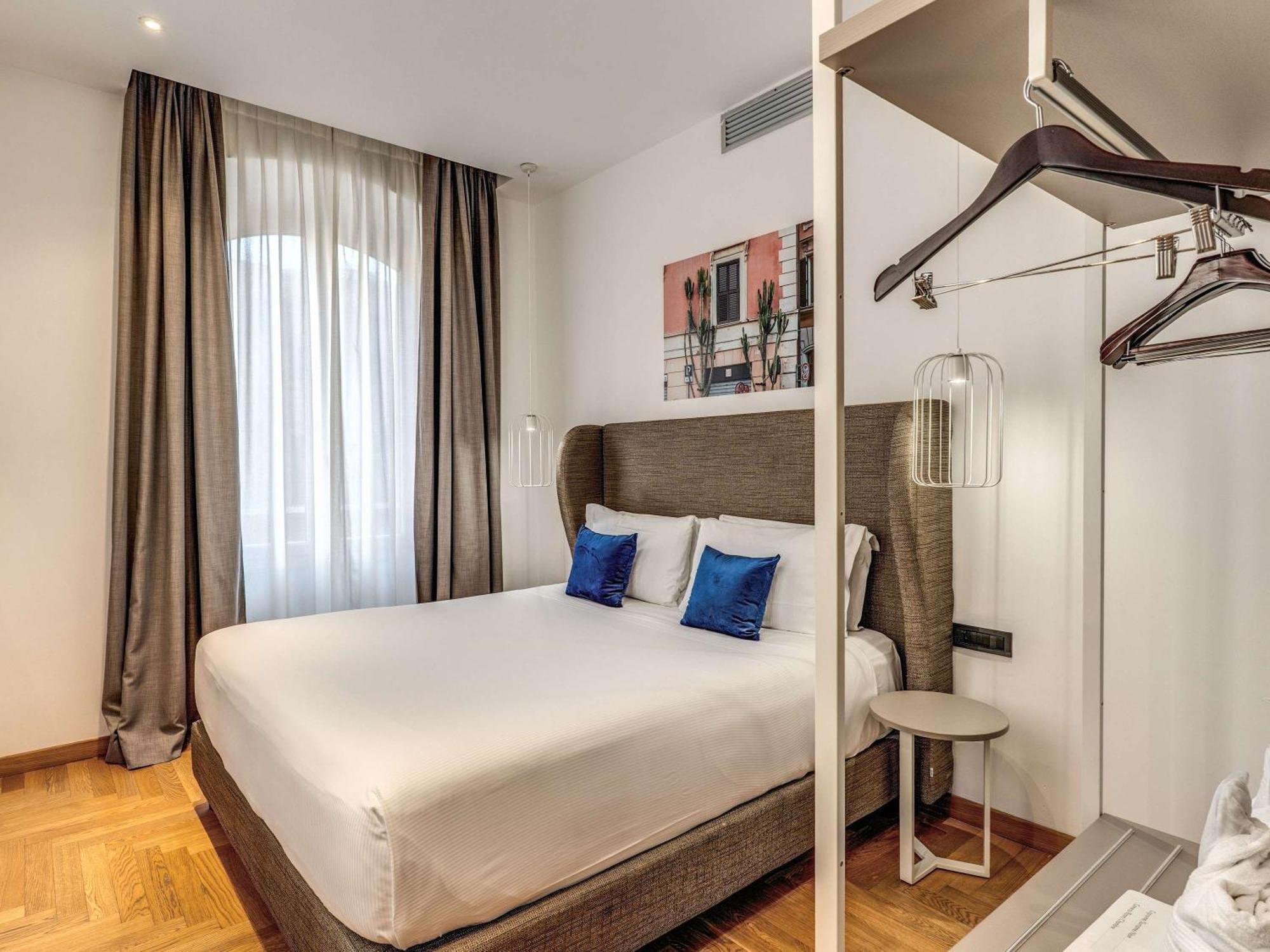 Mercure Roma Centro Termini Esterno foto